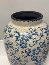 Load image into Gallery viewer, Floral Ceramic Vases