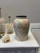Load image into Gallery viewer, Floral Ceramic Vases
